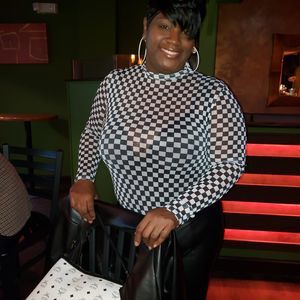 Meet your Posher, Demetria